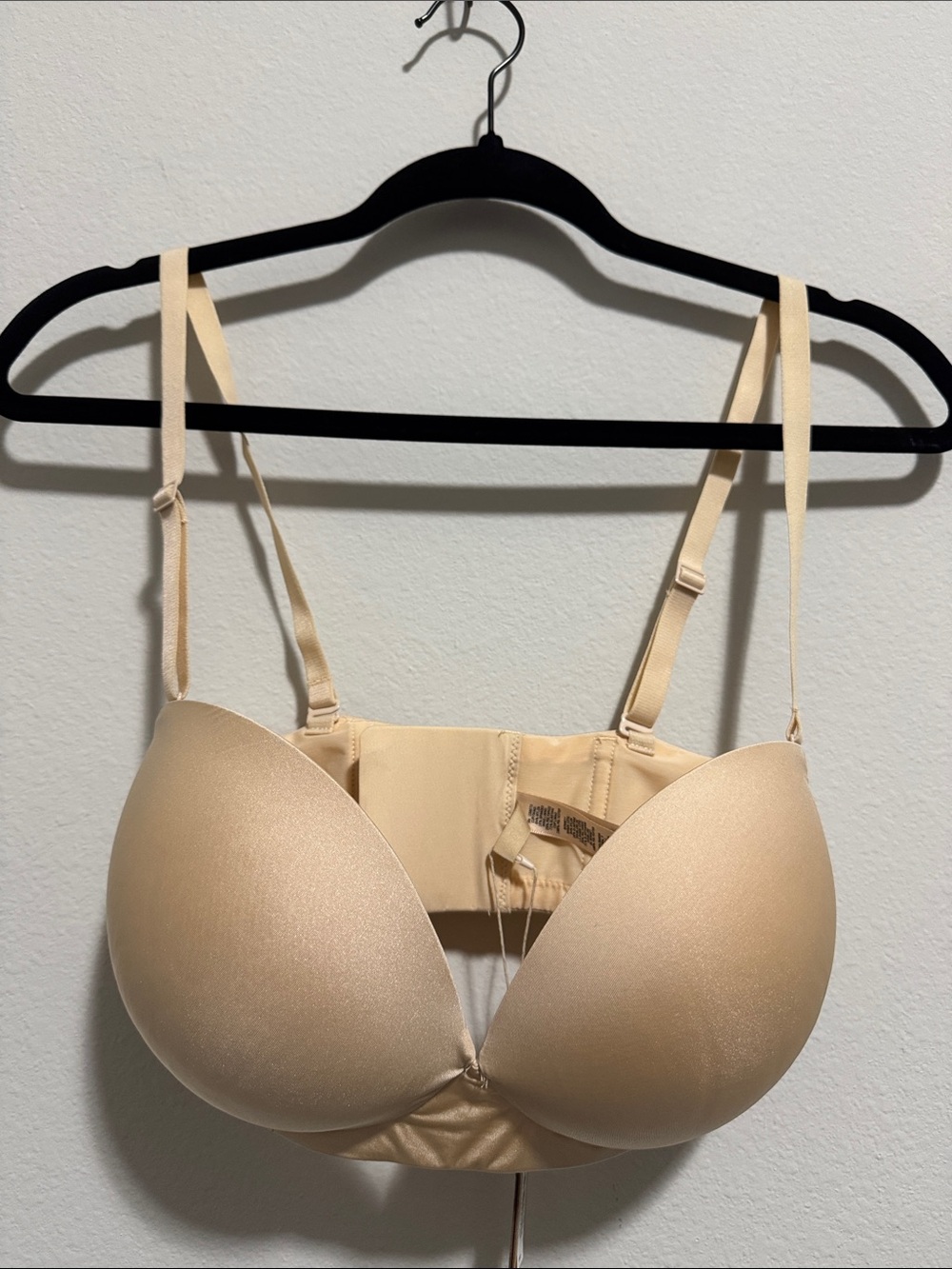 SKIMS Ultimate Push-Up Strapless Bra - 34DD - Color: Sand